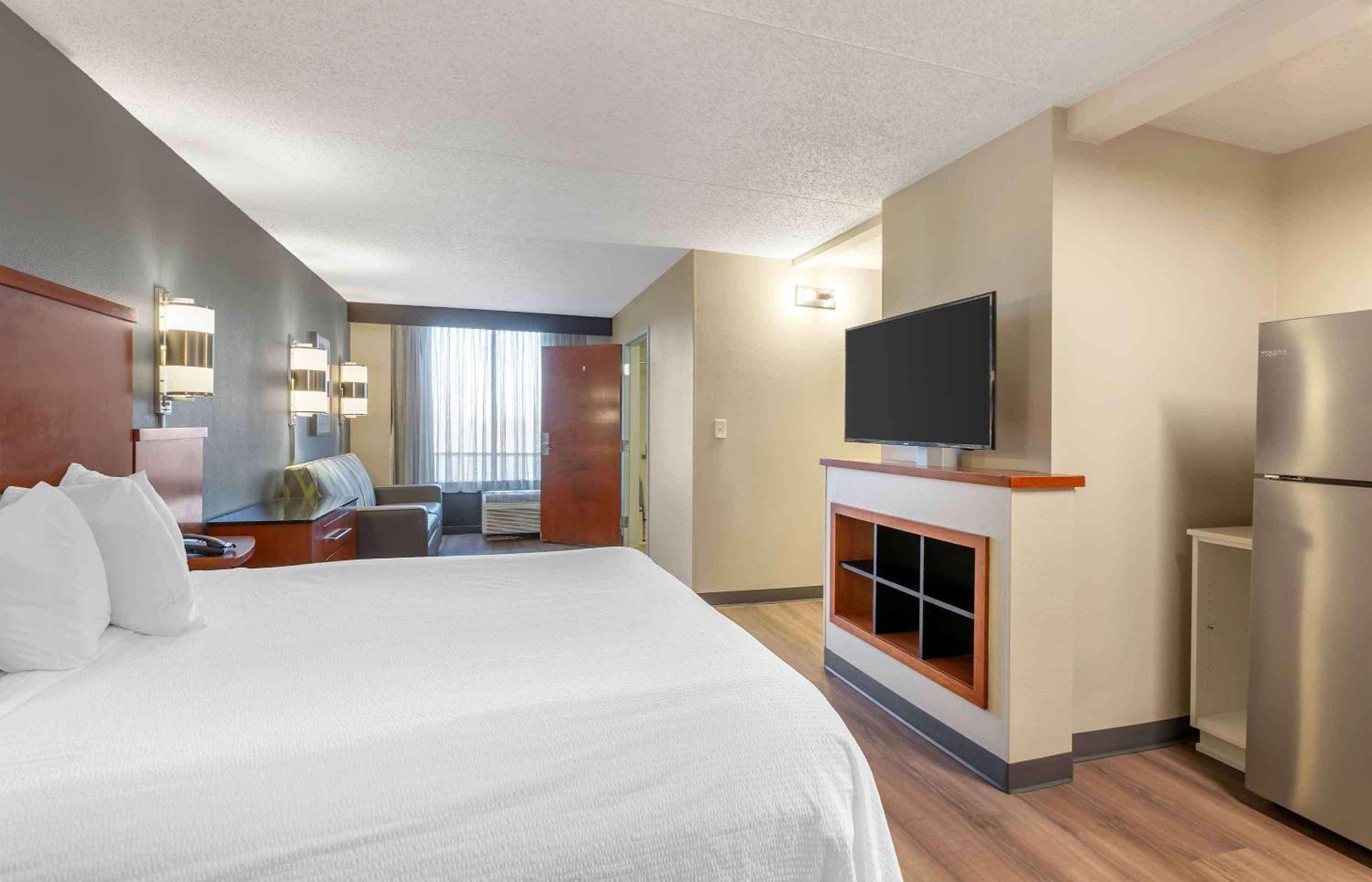 Extended Stay America Premier Suites - Cleveland - Independence Bagian luar foto