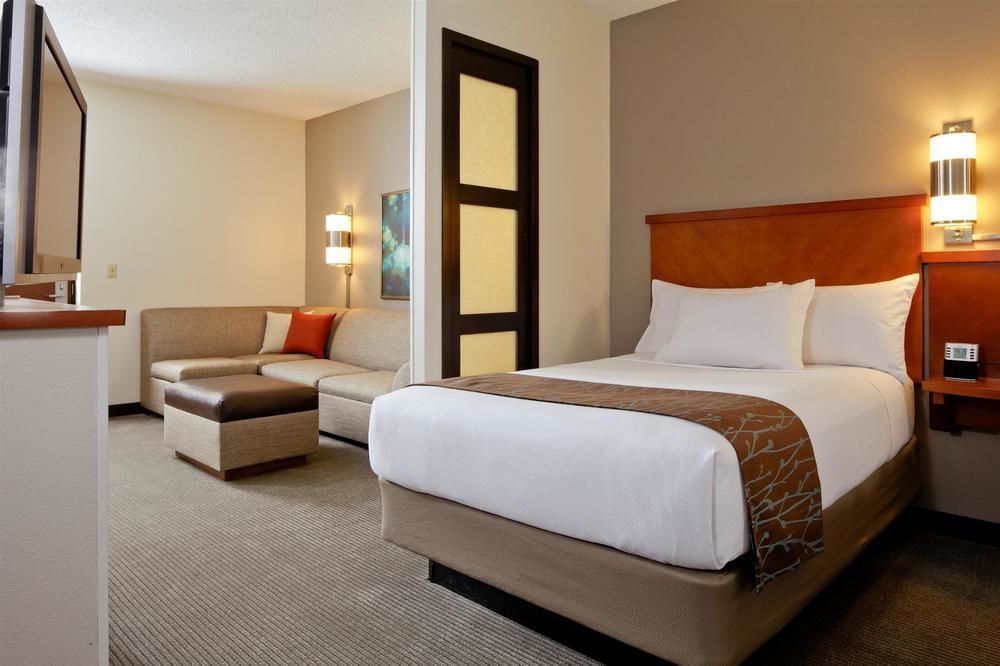 Extended Stay America Premier Suites - Cleveland - Independence Bagian luar foto